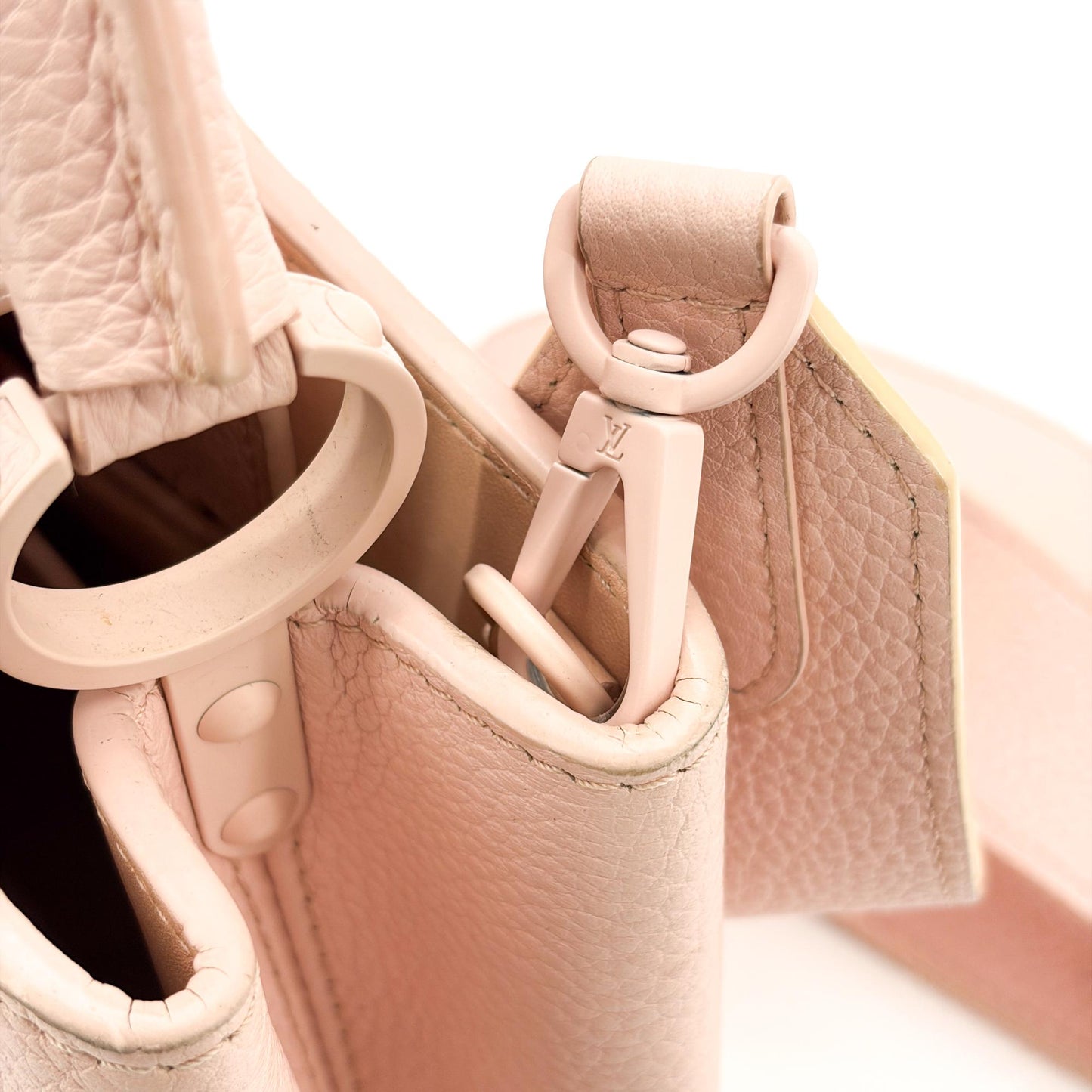 Louis Vuitton Capucines Mini Torrillon Rose Pondicher