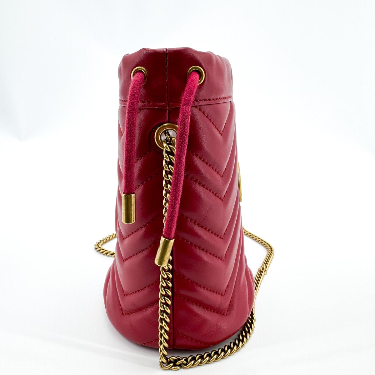Gucci GG Marmont Mini Bucket Bag Red Gold Hardware