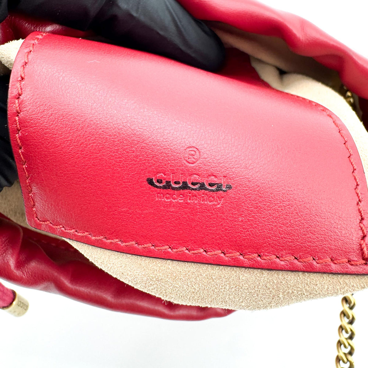 Gucci GG Marmont Mini Bucket Bag Red Gold Hardware