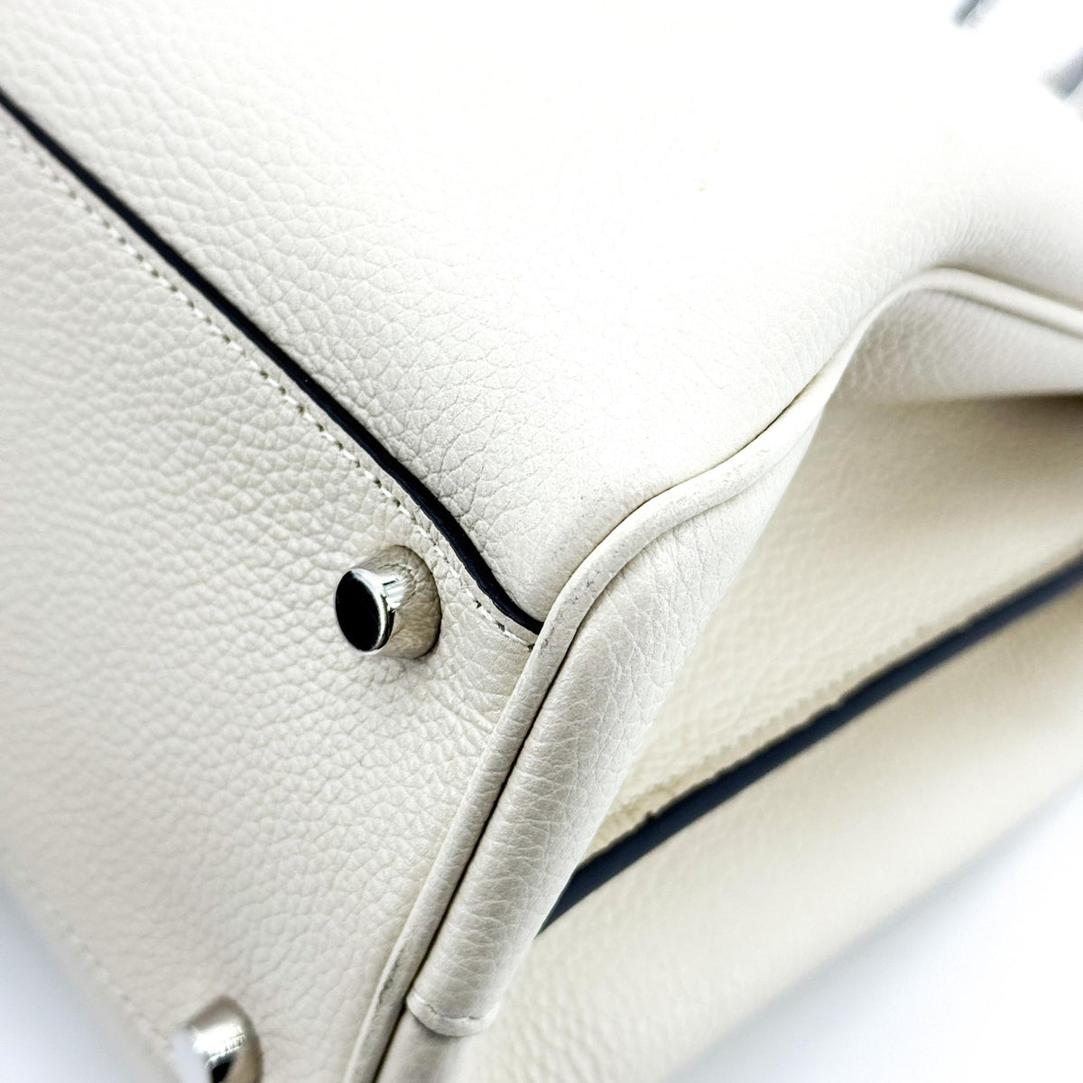 Gucci Zumi Small Top Handle Bag Ecru