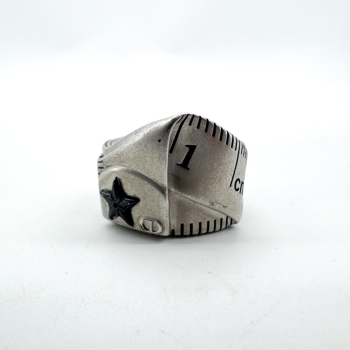 Dior vintage silver measuring tape star ring