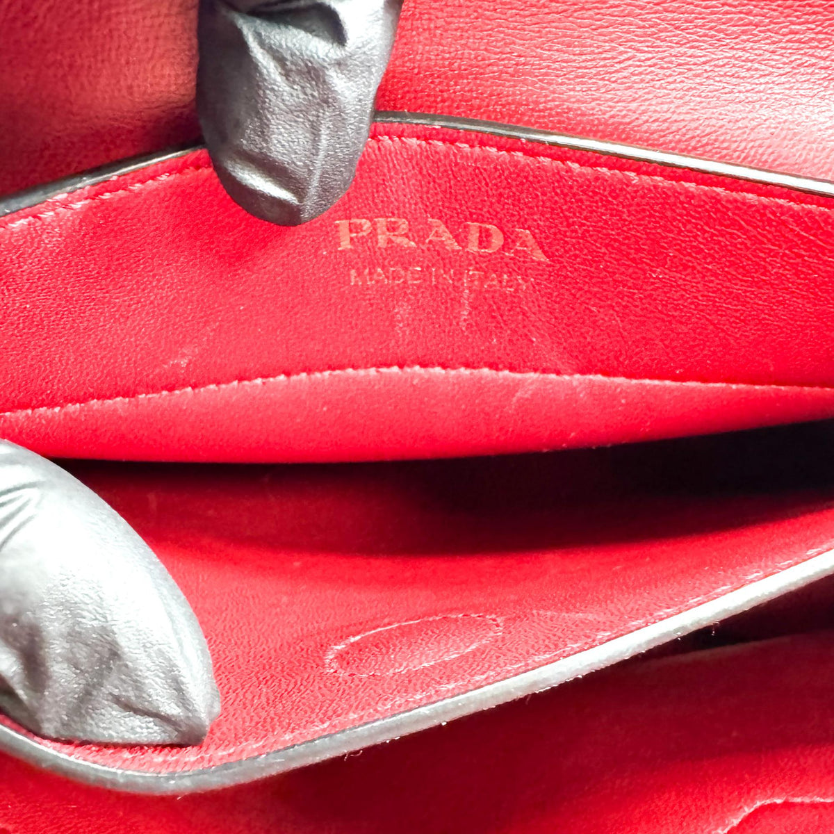 Prada Saffiano Double Medium Black Red