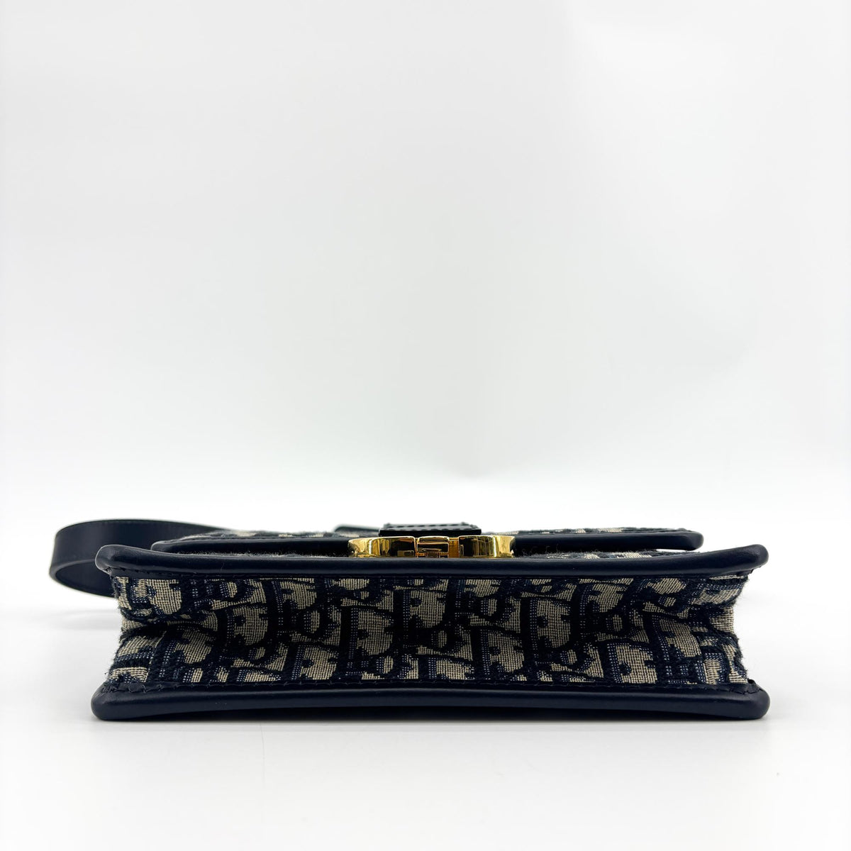 Dior 30 Montaigne Small Bag