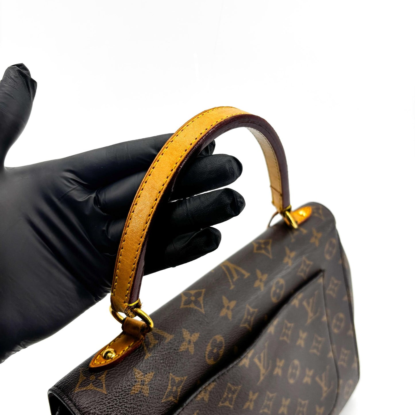 Louis Vuitton Cluny MM Monogram