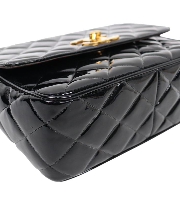 Chanel Black Patent Quilted CC Flap Chain Shoulder Bag with Flap
