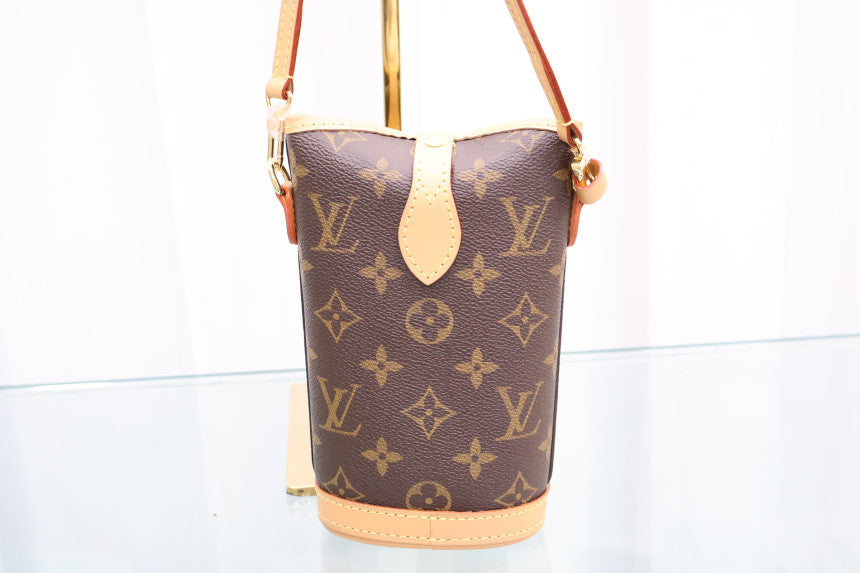 Fold Me Pouch Crossbody Bag M80874