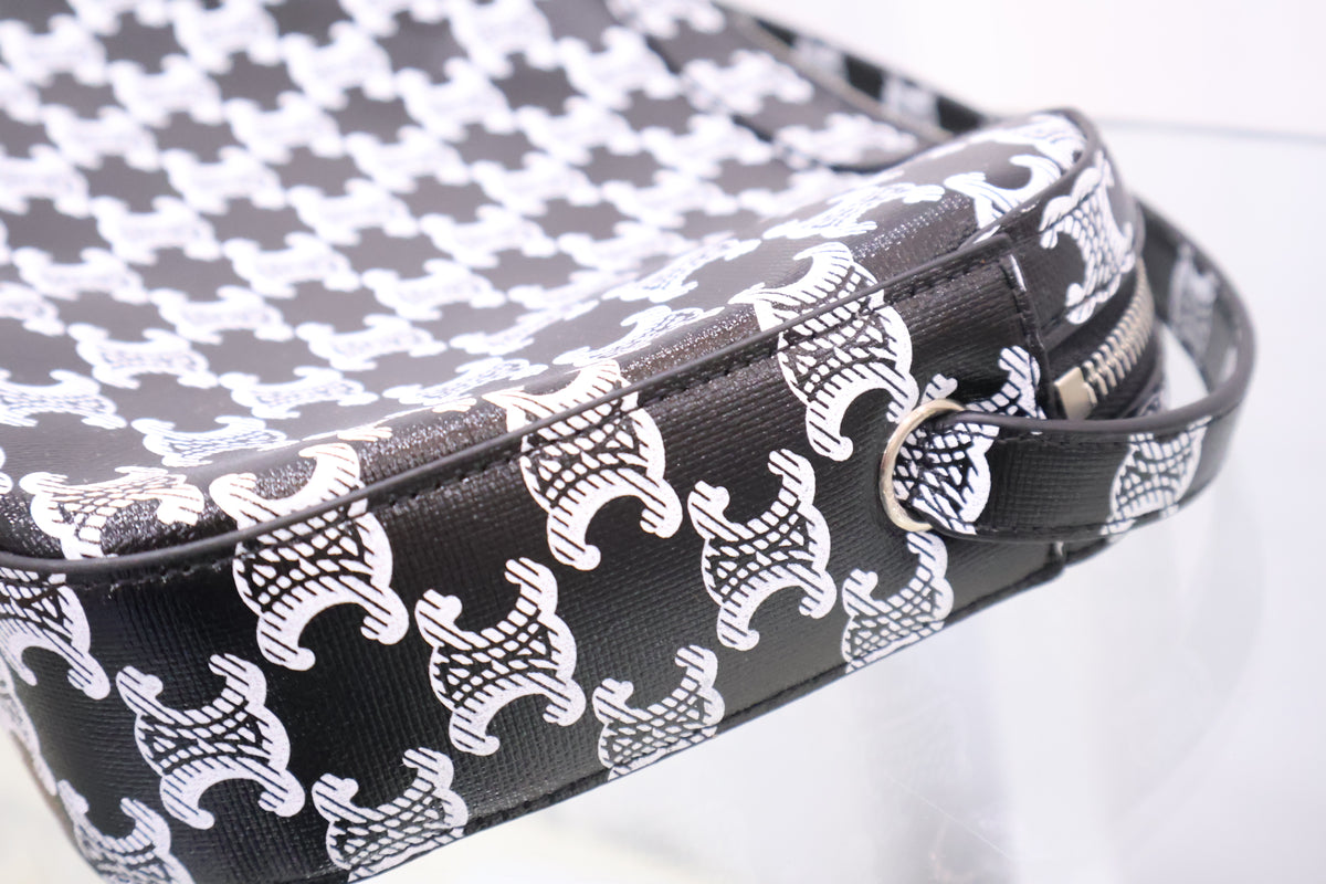 Crossbody Charm Messenger Shoulder Bag L10595896.09BW