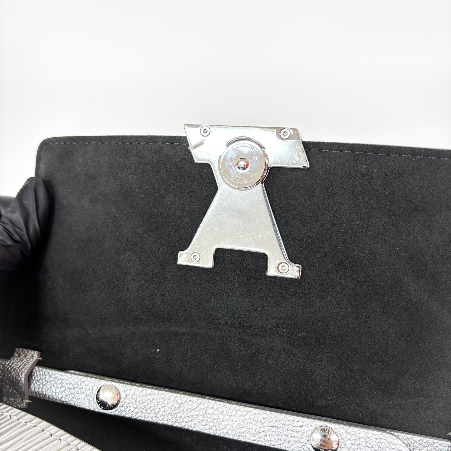 Louis Vuitton Epi Parici Pochette Silver