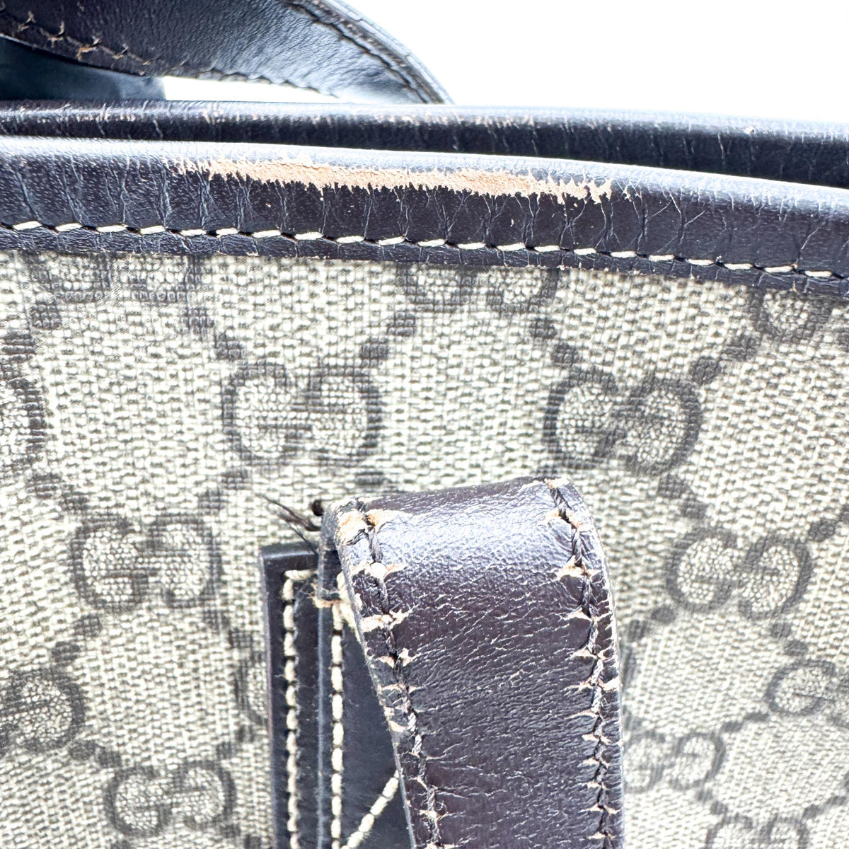 Gucci GG Supreme Medium Tote Bag Brown Black
