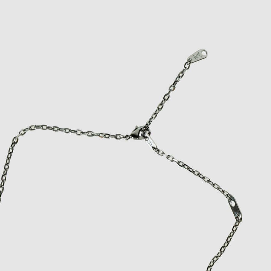 Flower Locket Necklace M01047