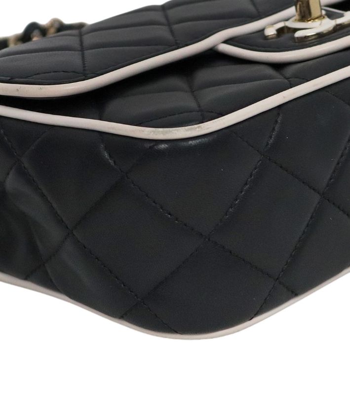 Chanel Two-Tone Lambskin Quilted CC Flap Shoulder Bag with Built-in Chip