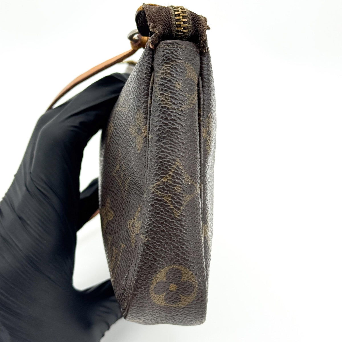 Louis Vuitton Monogram Pochette Accessoires