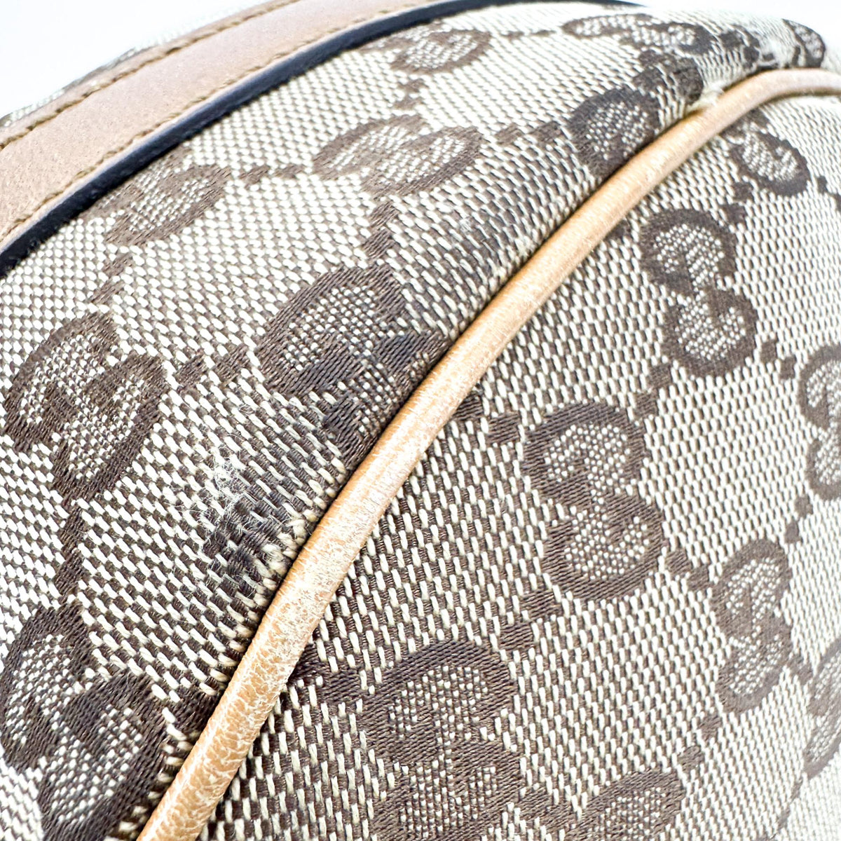 Gucci GG Canvas Charlotte Crossbody Hobo Bag Beige Brown