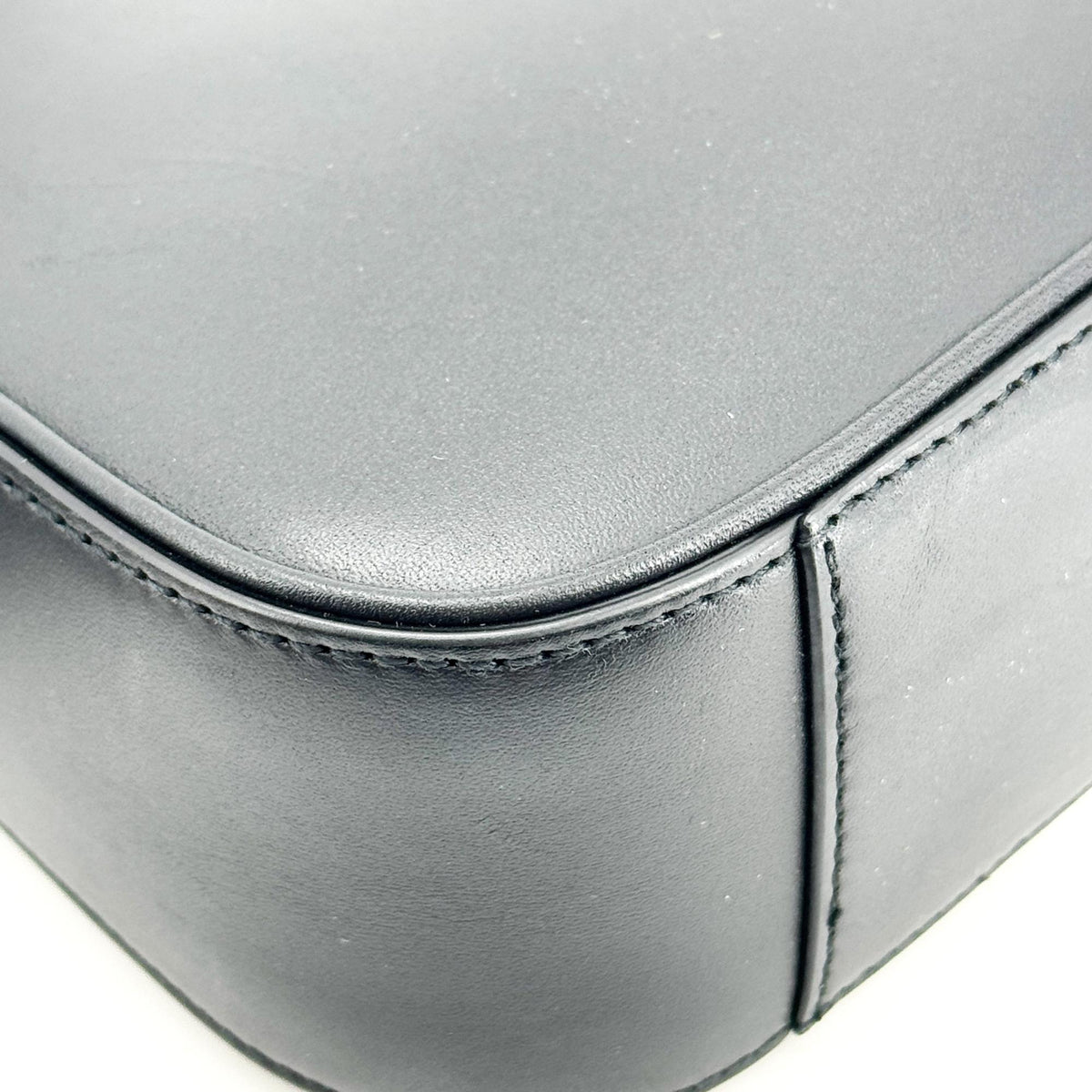 Saint Laurent Le 5 A 7 Hobo Bag Smooth Leather Black
