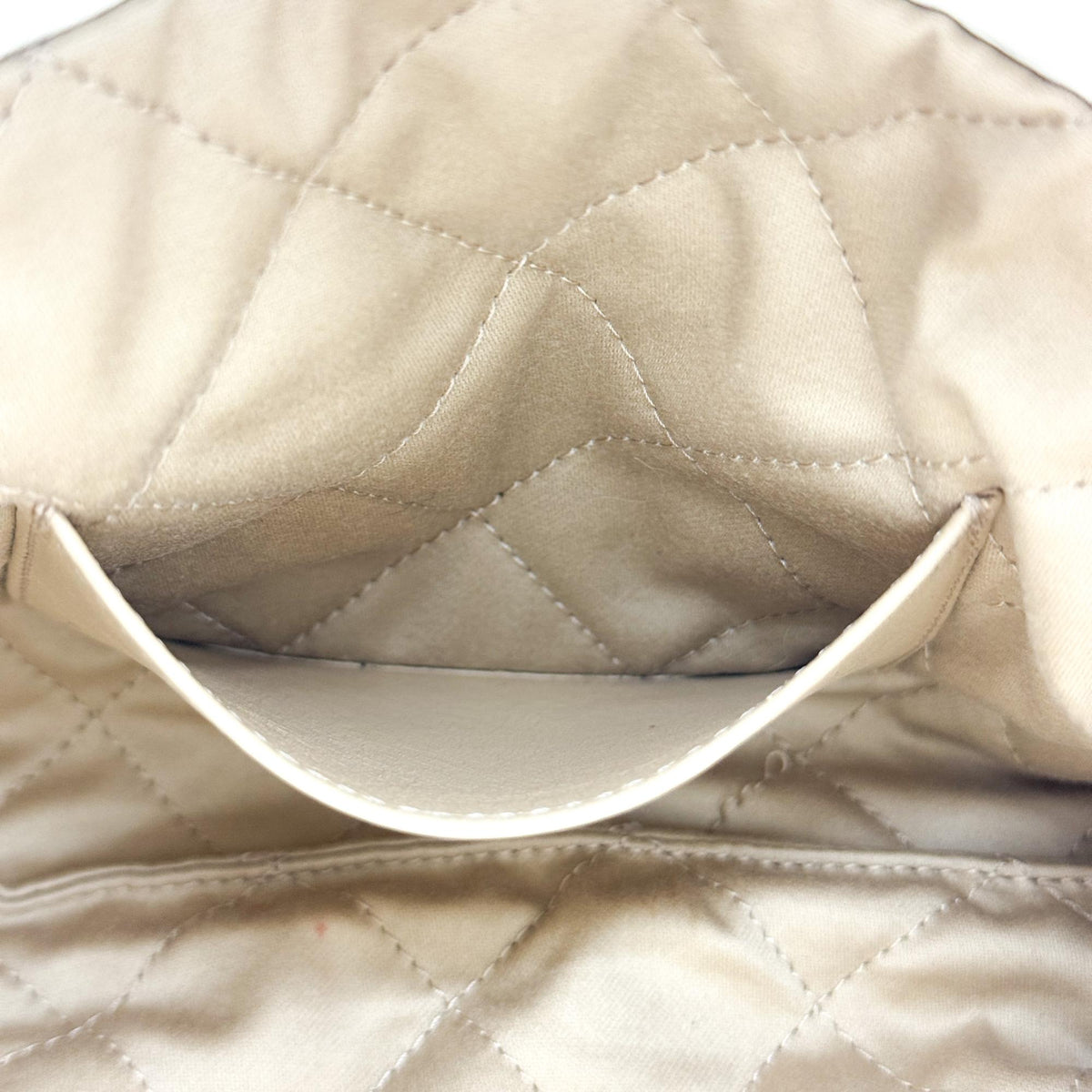 Chanel 22 Mini Clutch White Gold Hardware