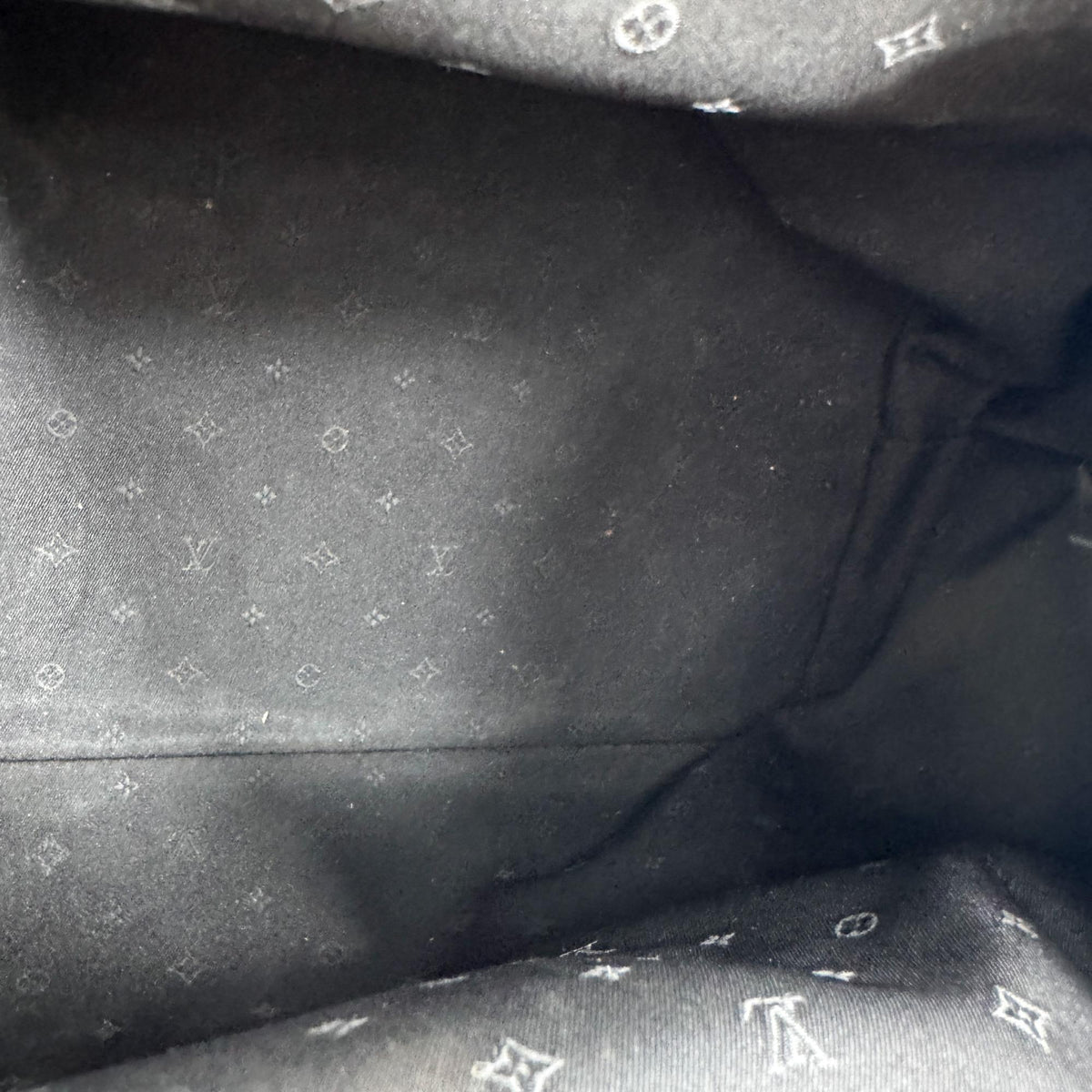 Louis Vuitton Suhali Langegène PM Black Gold Hardware