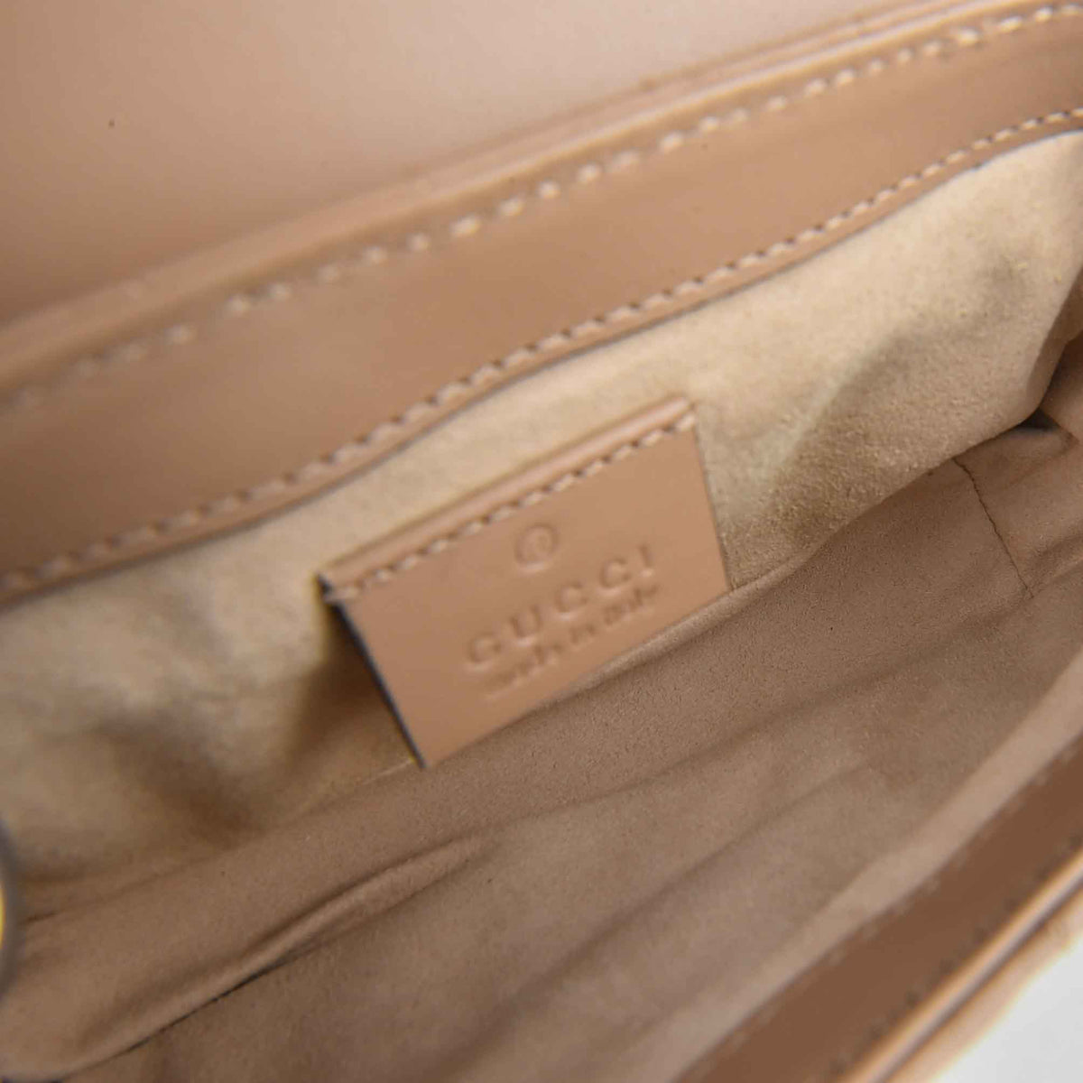 Mini GG Marmont Matelassé Crossbody Bag 476433