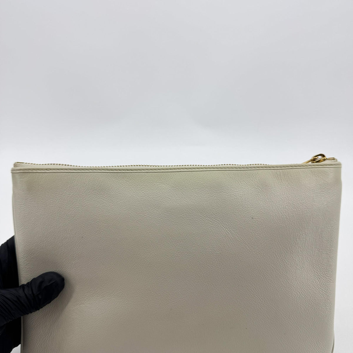 Gucci Raja leather clutch ecru