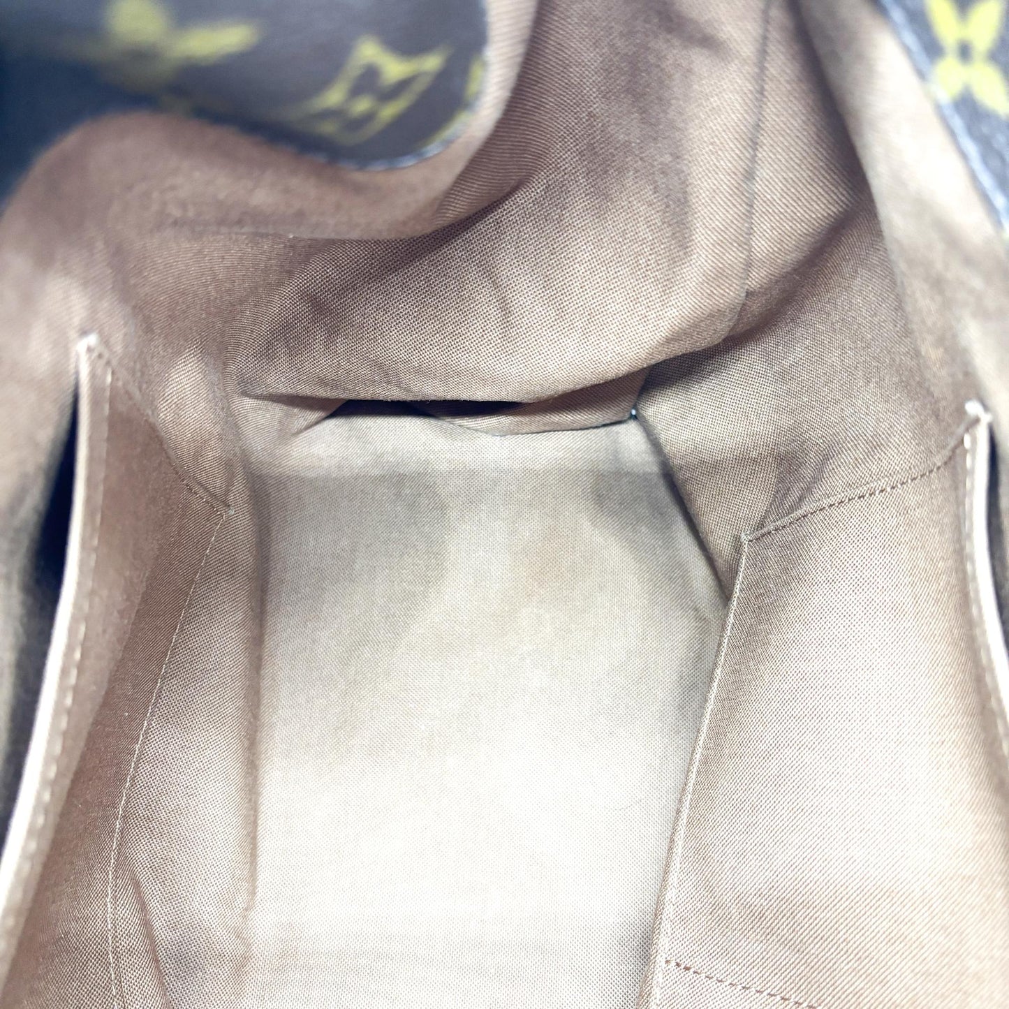 Louis Vuitton Monogram Sully MM