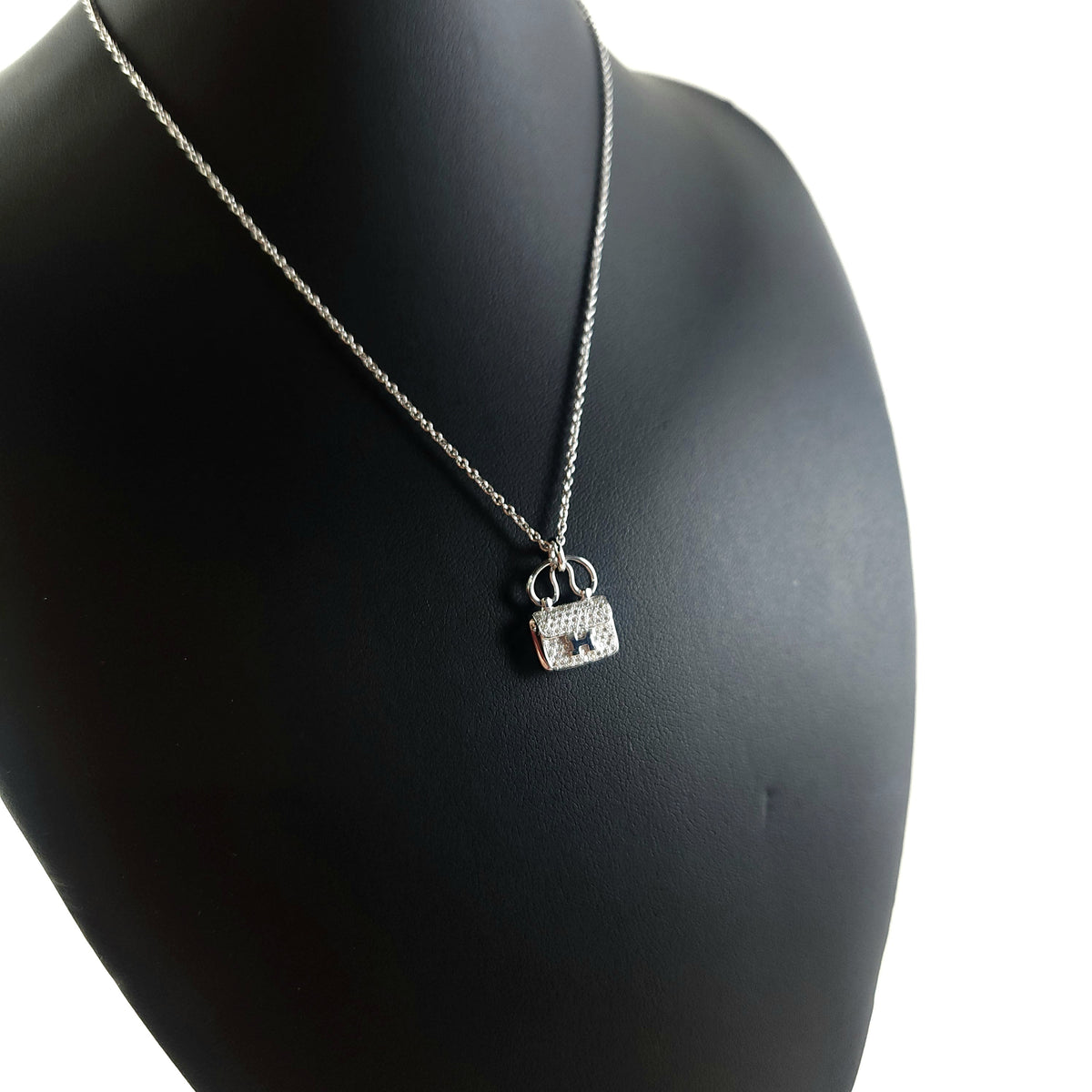 Amulet Constance Diamond White Gold Pendant Necklace H121316B