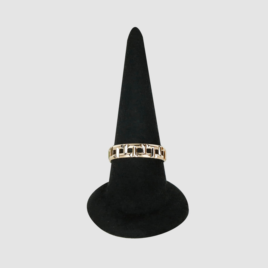 21 & Co. T True Wide Ring