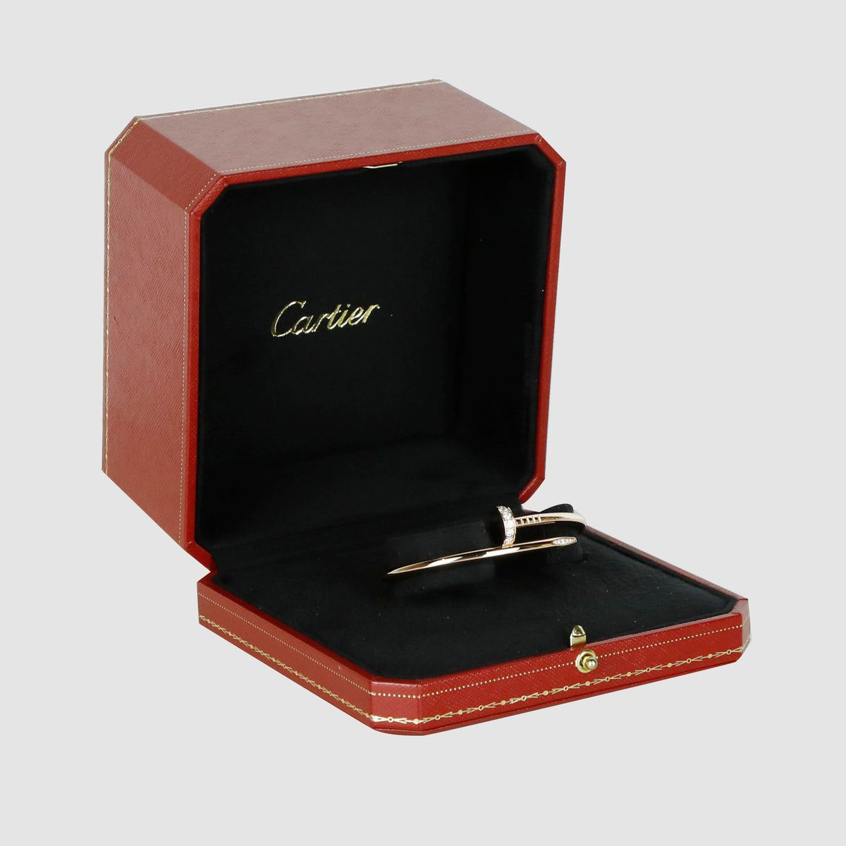 16 Juste un Clou Classic Diamond Bracelet