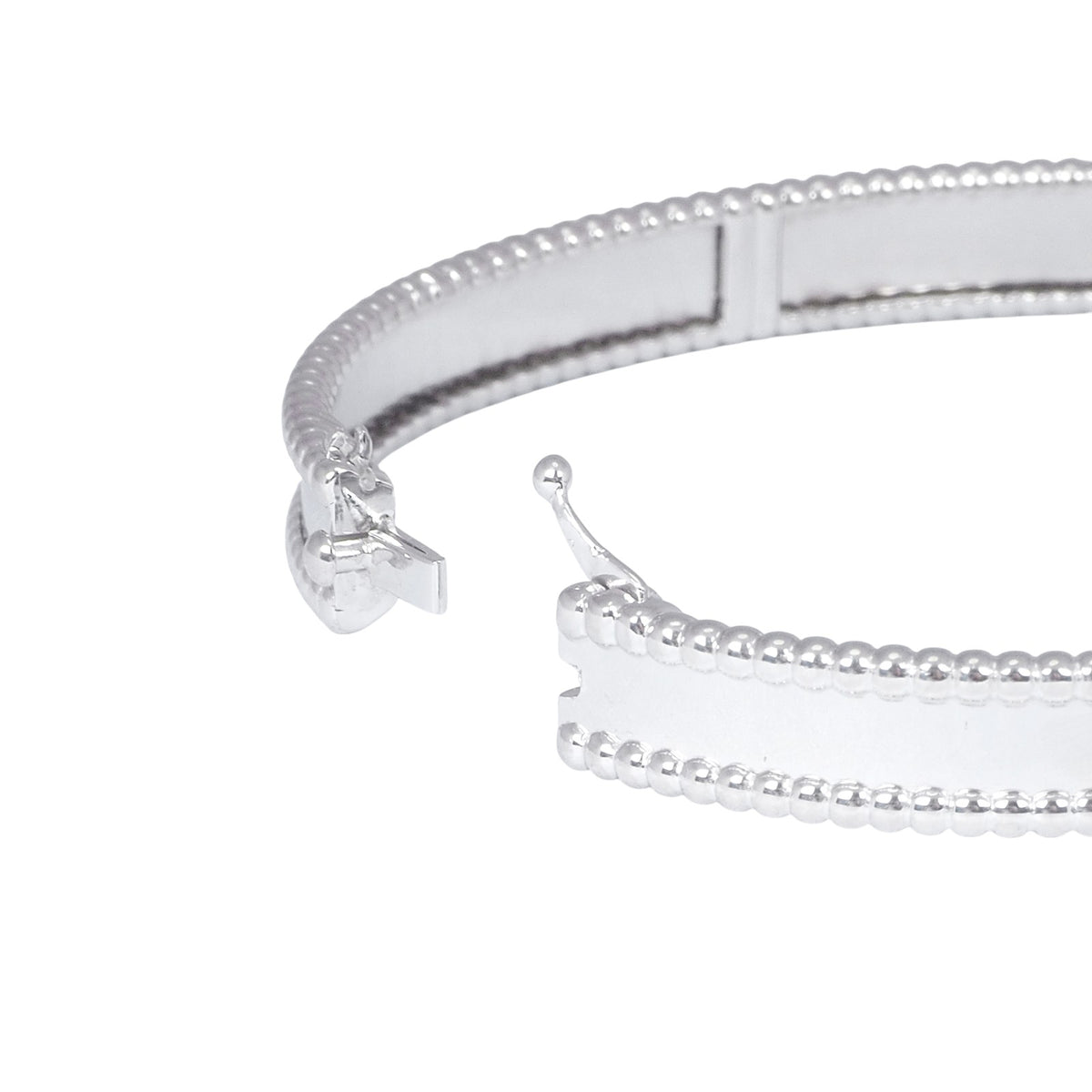 Van Cleef & Arpels ARP3K800 White Gold Perlée Medium Bracelet