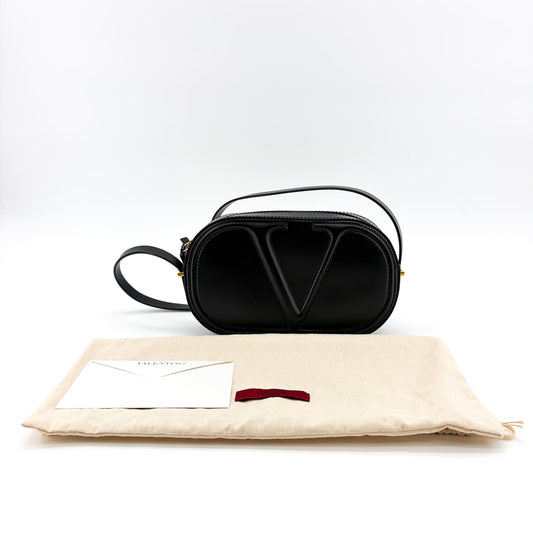 Sac Valentino Garavani V-Logo Signature Ovale en Cuir Noir