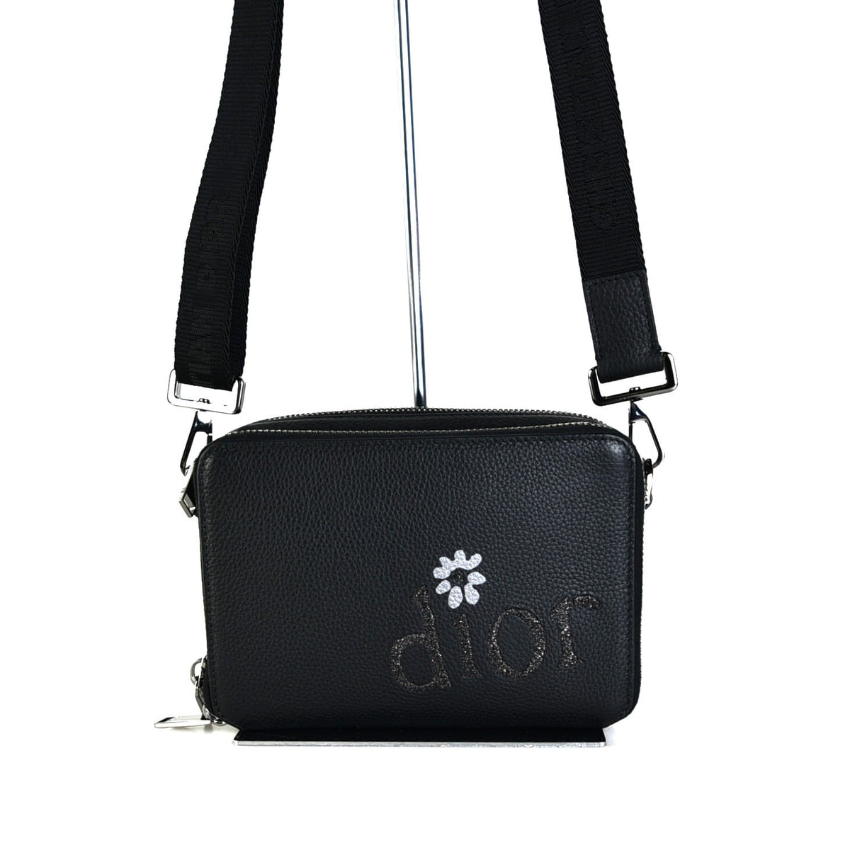By ERL Strap Pouch Crossbody Bag 2ESBC119SER
