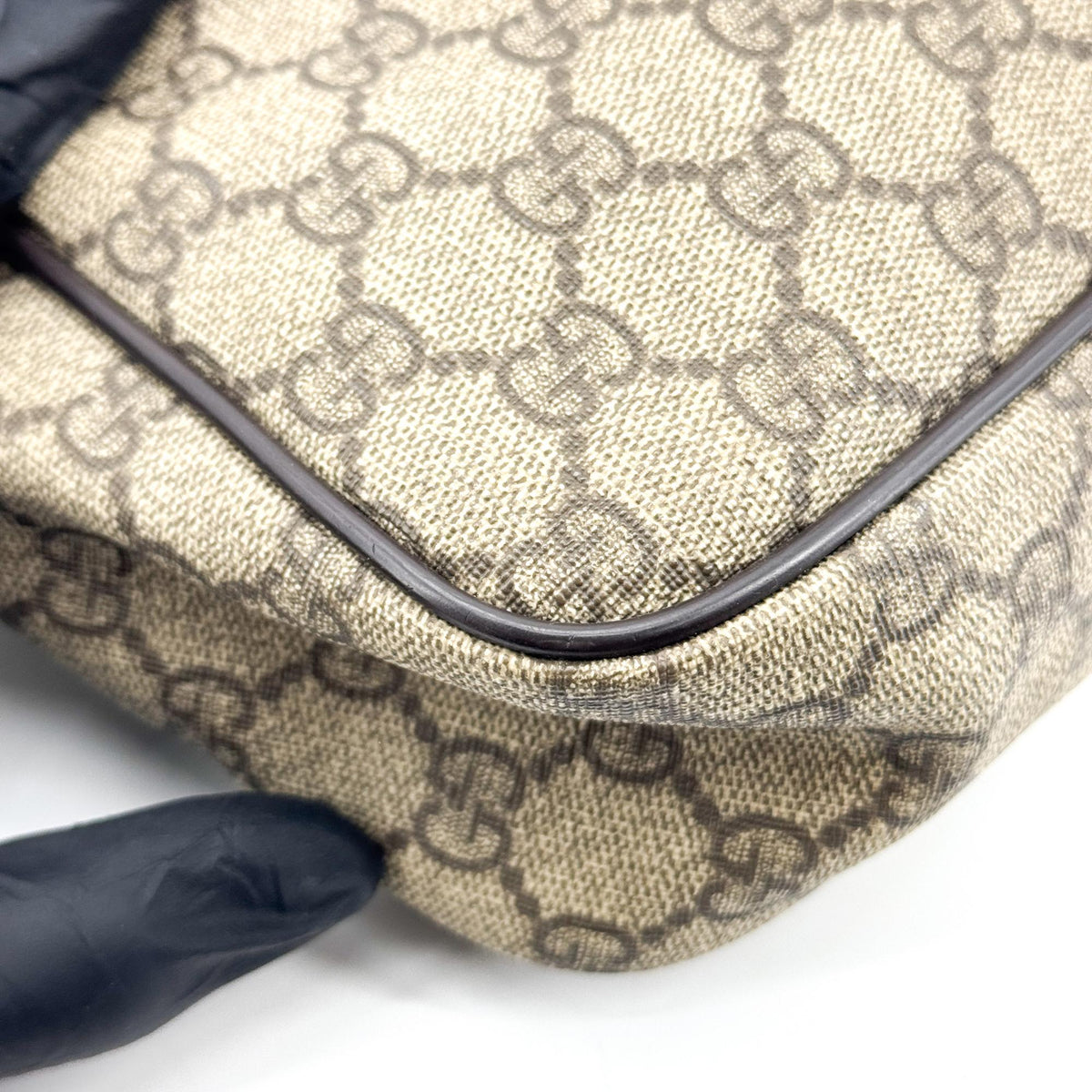 Gucci GG Supreme Crossbody Bag Beige Brown