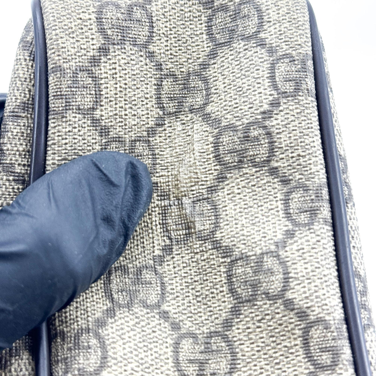 Gucci GG Supreme Crossbody Bag Beige Brown
