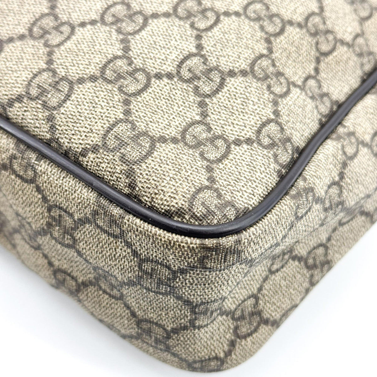 Gucci GG Supreme Crossbody Bag Beige Brown