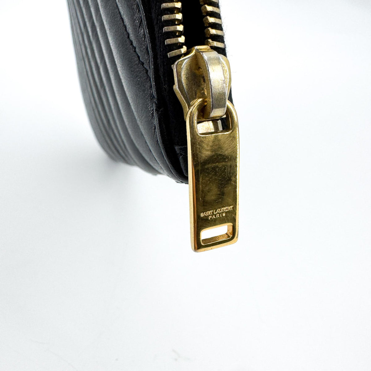 Saint Laurent Monogram Matelassé Large Clutch Black Gold Hardware