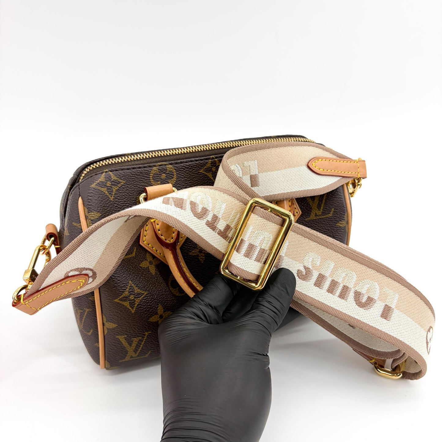 Louis Vuitton Speedy Bandolier 20 Monogram