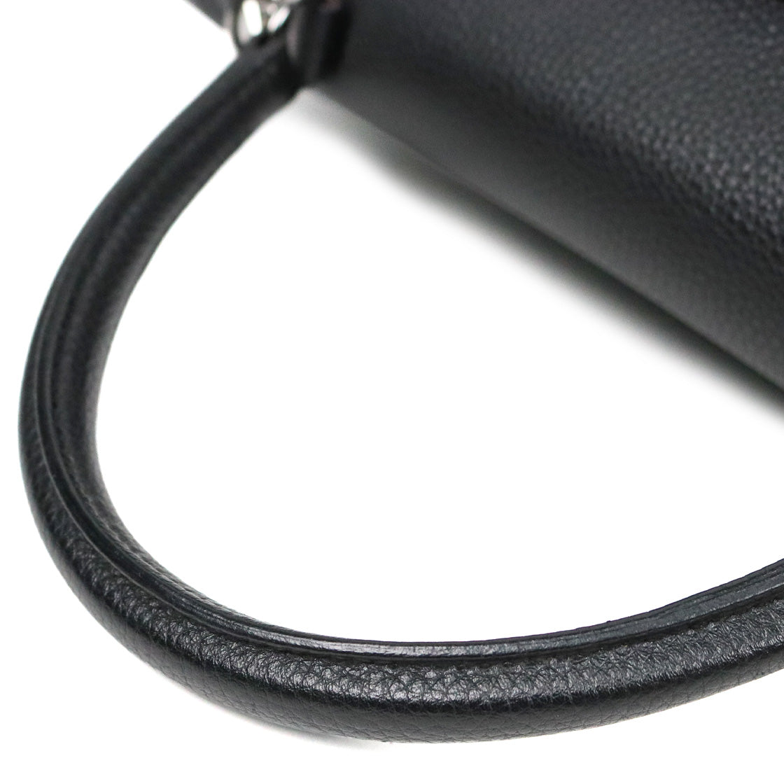 Hermès Kelly 32 Square with “I” Engraving