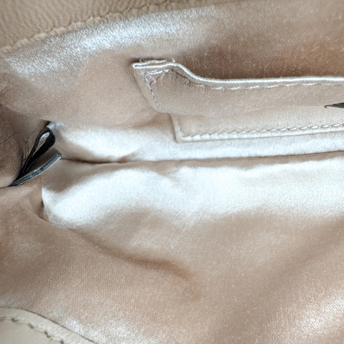 Gucci Horsebit Chain Small Crossbody Bag Beige