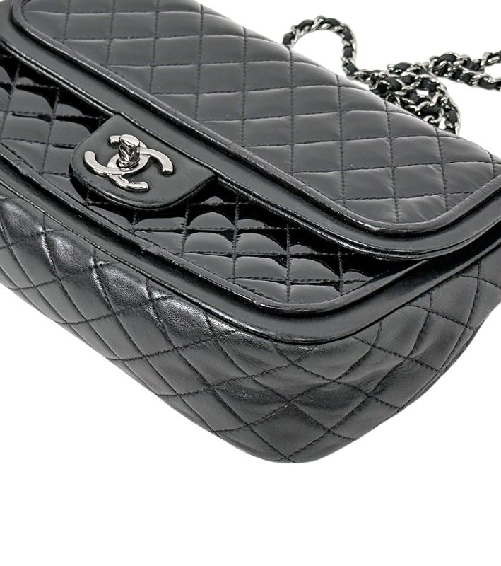 Chanel Black Paillette Chain Shoulder Bag