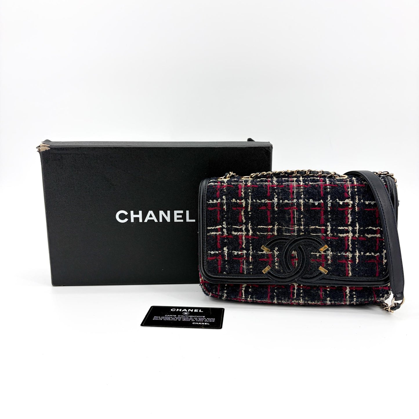 Chanel CC Filigree Tweed Flap Bag Medium Black Red