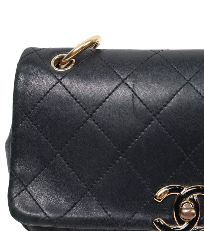 Chanel Black Lambskin Quilted CC Flap Chain Shoulder Bag
