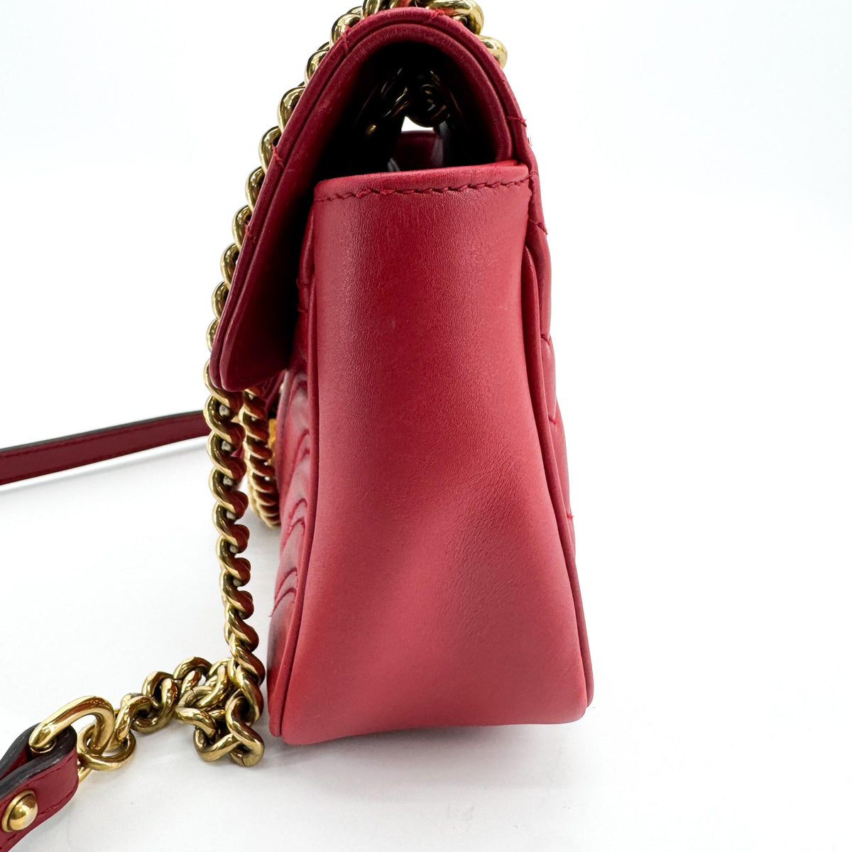 Gucci GG Marmont Matelassé Mini Crossbody Bag Red Gold Hardware
