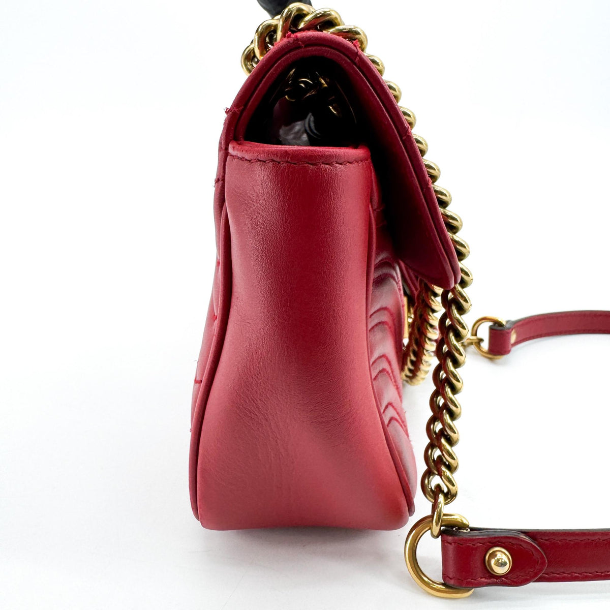 Gucci GG Marmont Matelassé Mini Crossbody Bag Red Gold Hardware
