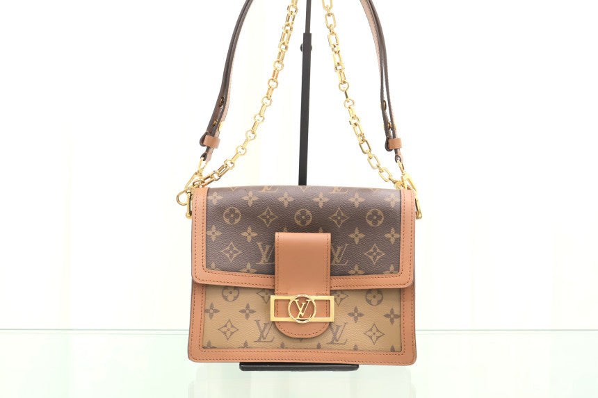 Dauphine MM Shoulder Bag m44391