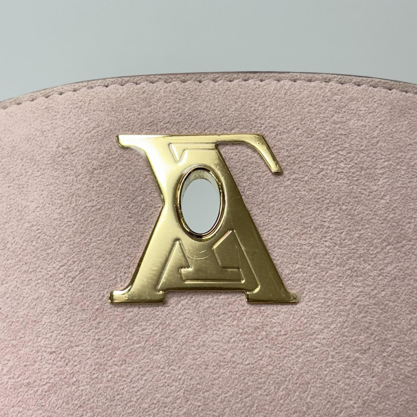 Louis Vuitton Lock Me Ever MM