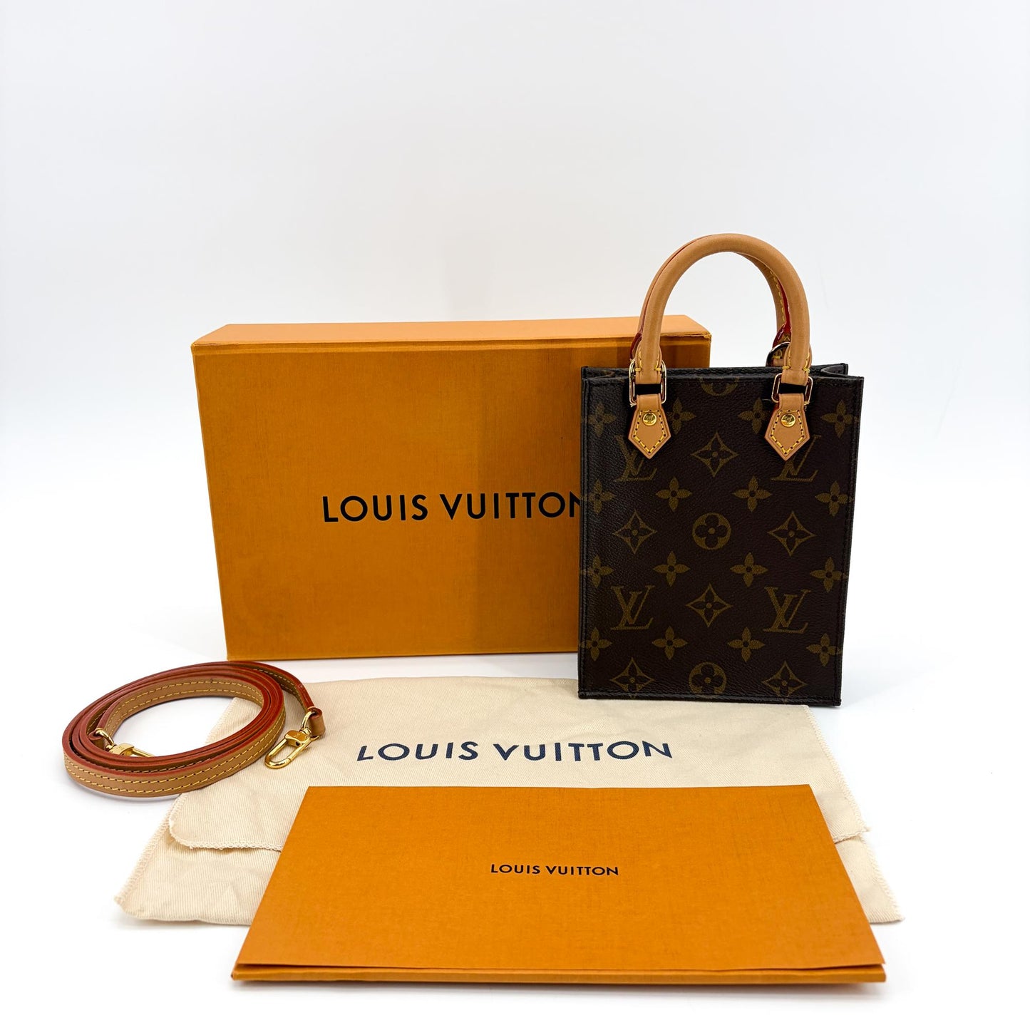 Louis Vuitton Monogram Petit Sac Plat
