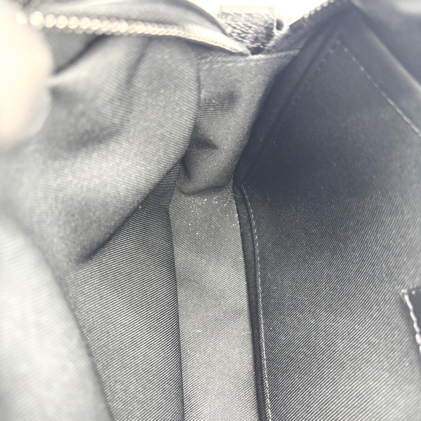 Louis Vuitton Portefeuille Gaston Pochette Monogram Eclipse