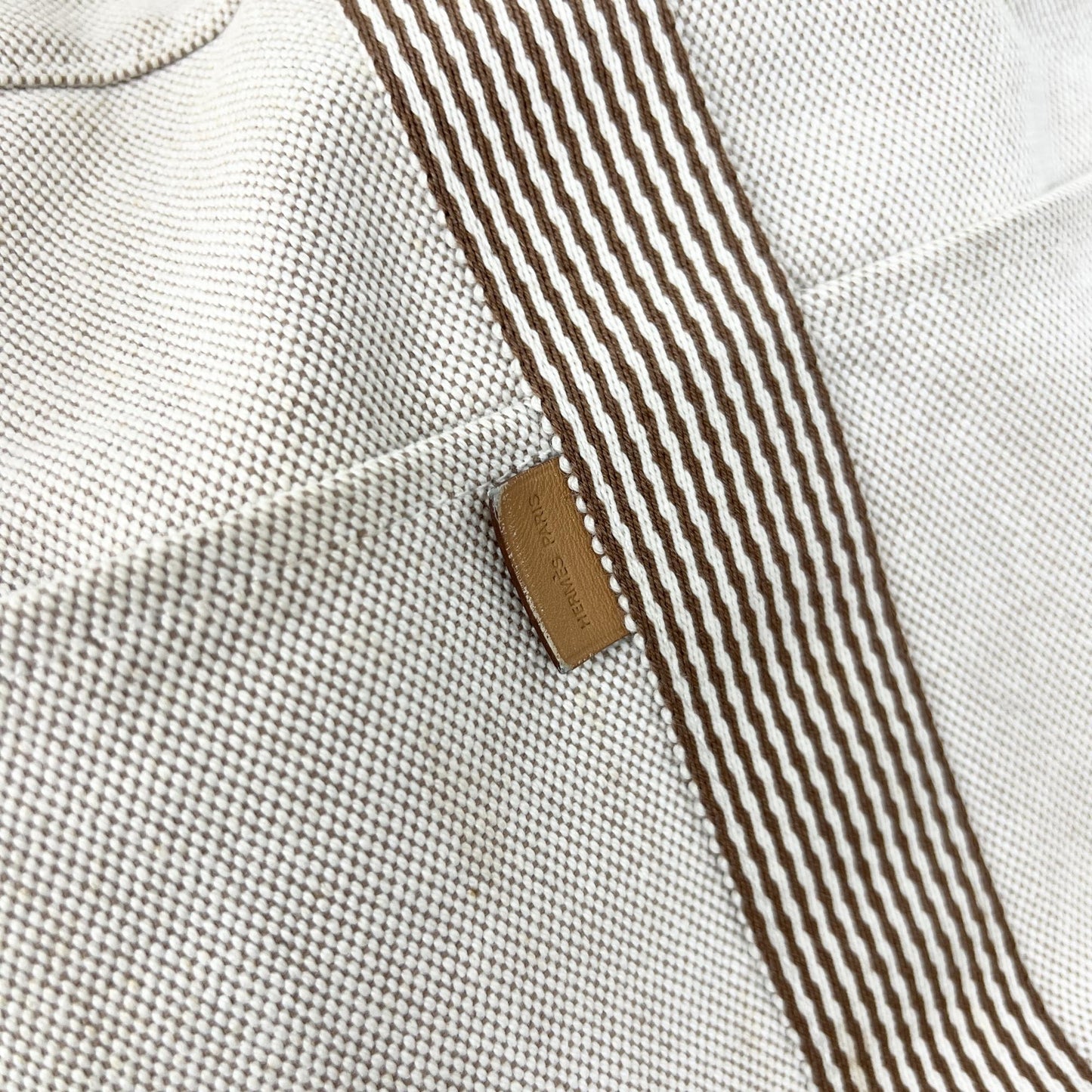 Hermès Pour Toe MM Beige Brown