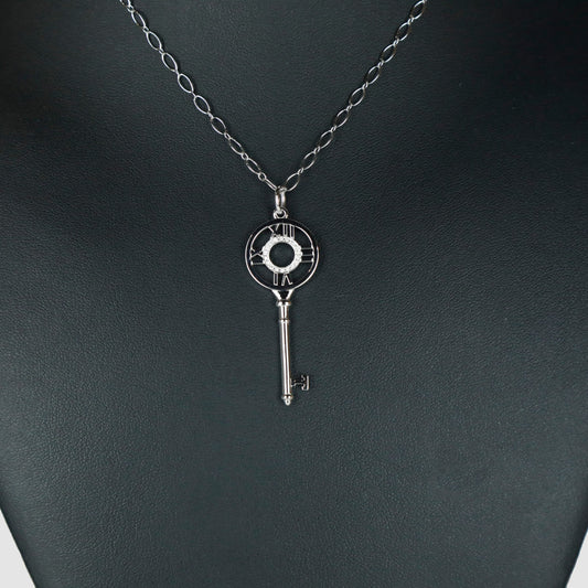 Ann Co. Atlas Diamond Key Pendant White Gold Necklace