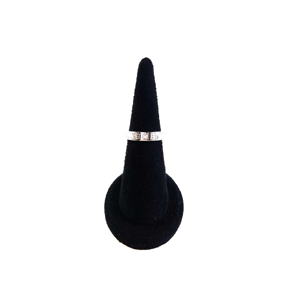 47 B.Zero1 BB White Gold Diamond Ring
