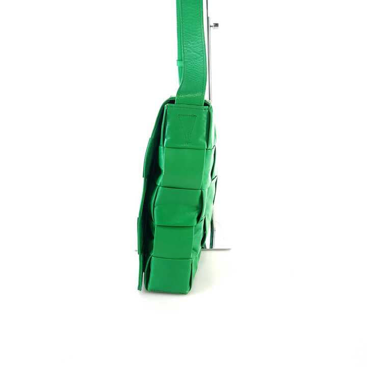 Maxi Cassette Shoulder Bag Crossbody Bag 691407