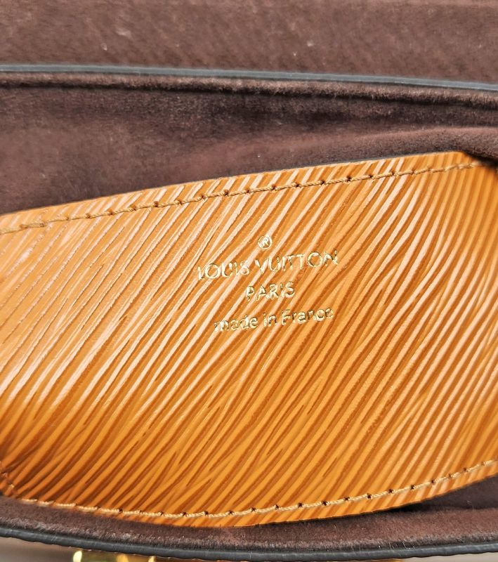 Louis Vuitton Epi Twist MM Brown Shoulder Bag